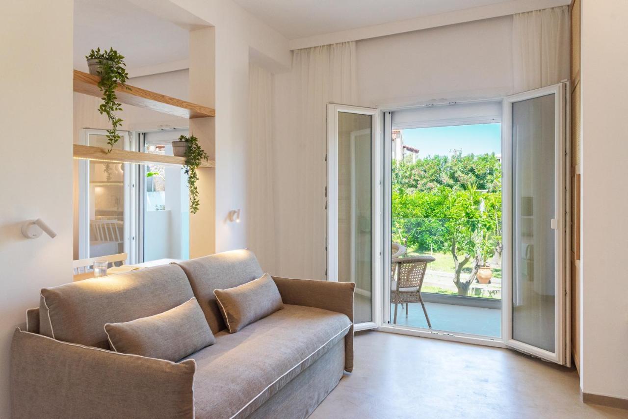 Christa Luxury Apartments 卡沃斯 外观 照片