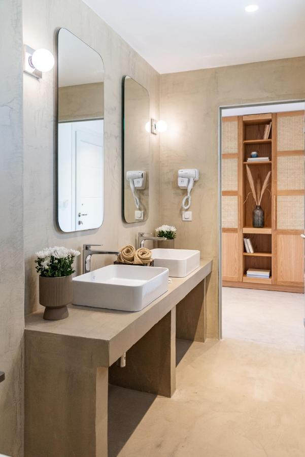 Christa Luxury Apartments 卡沃斯 外观 照片