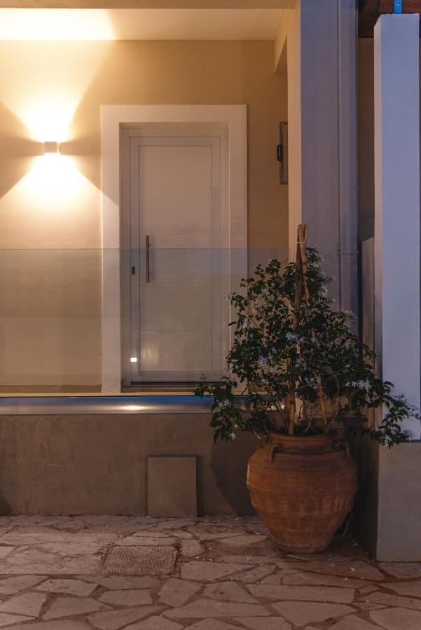 Christa Luxury Apartments 卡沃斯 外观 照片